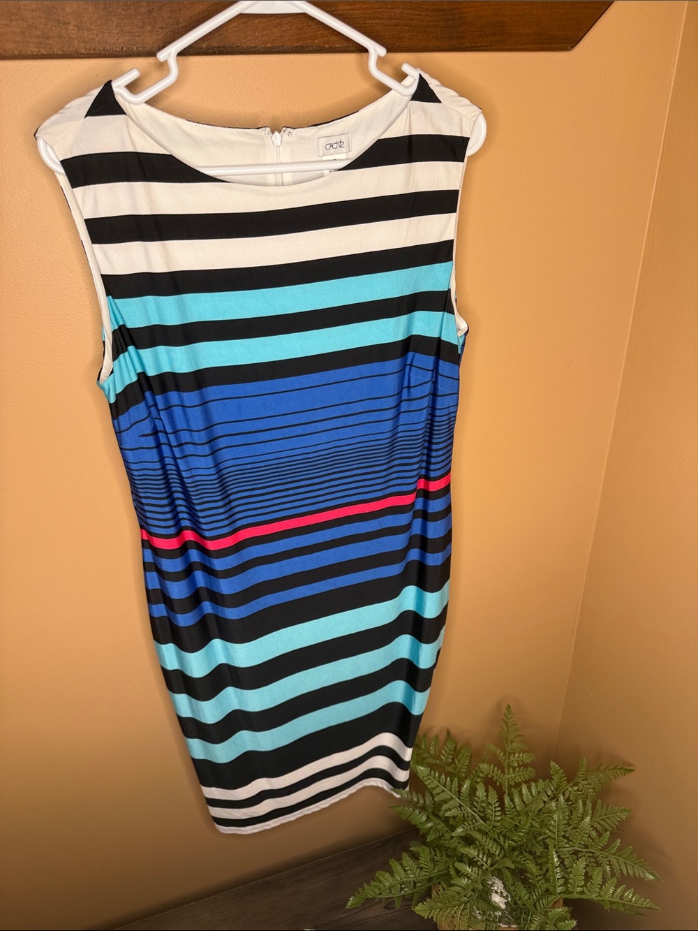 Sleeveless Striped Sheath Dress - Multicolor